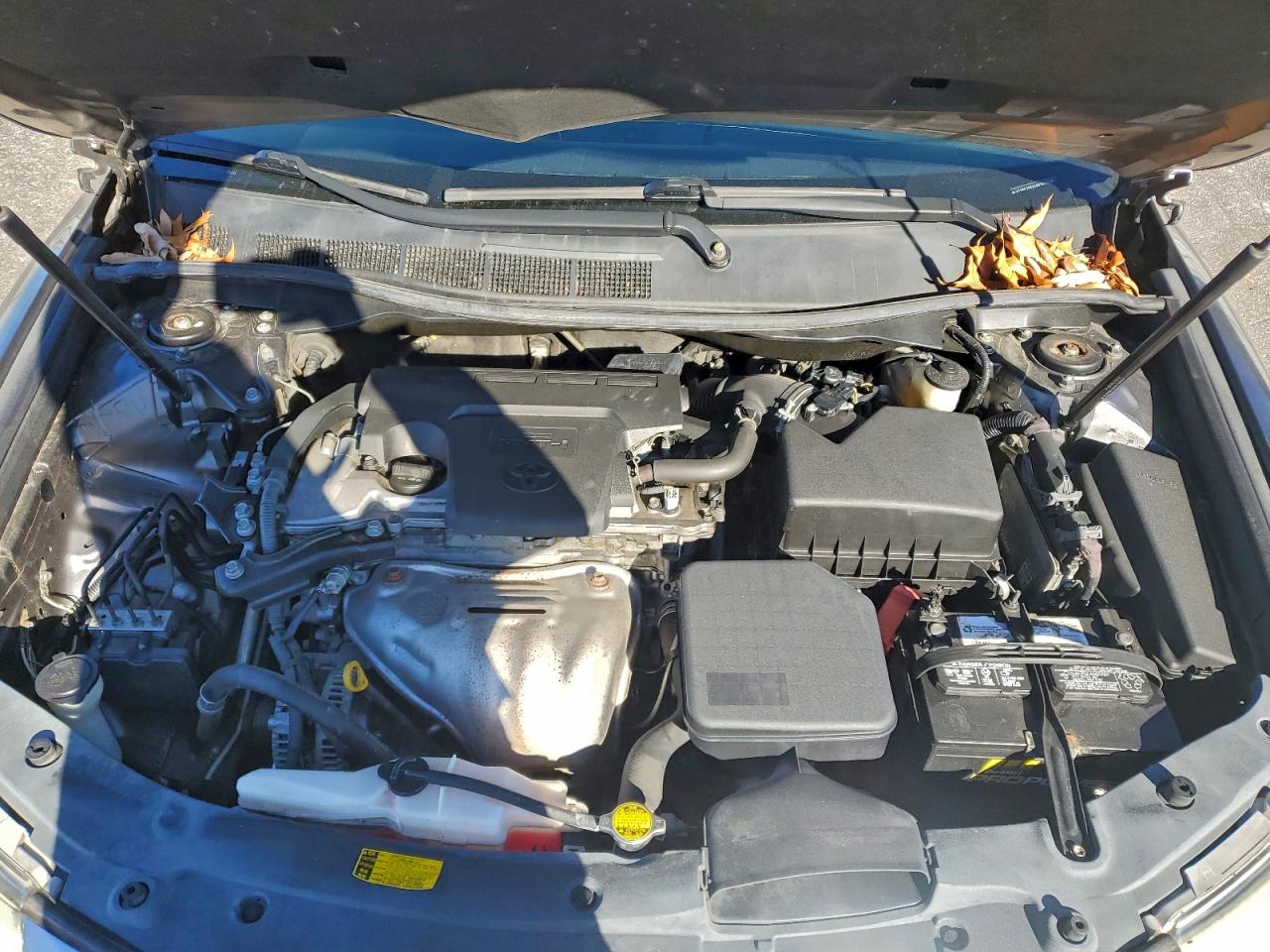 Toyota Camry Base Image 11