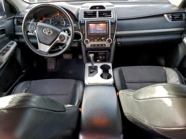 Toyota Camry Base Image 12