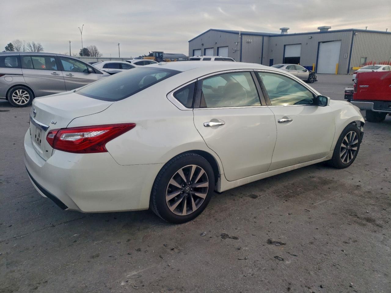 Nissan Altima 2.5 Image 3