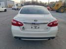 Nissan Altima 2.5 Image 6