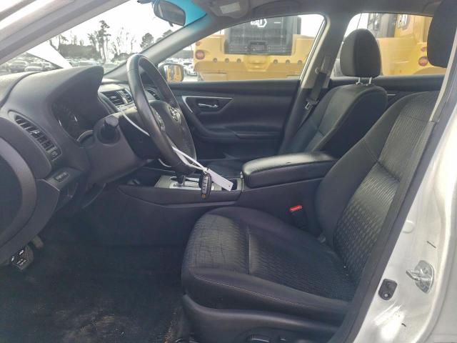 Nissan Altima 2.5 Image 11