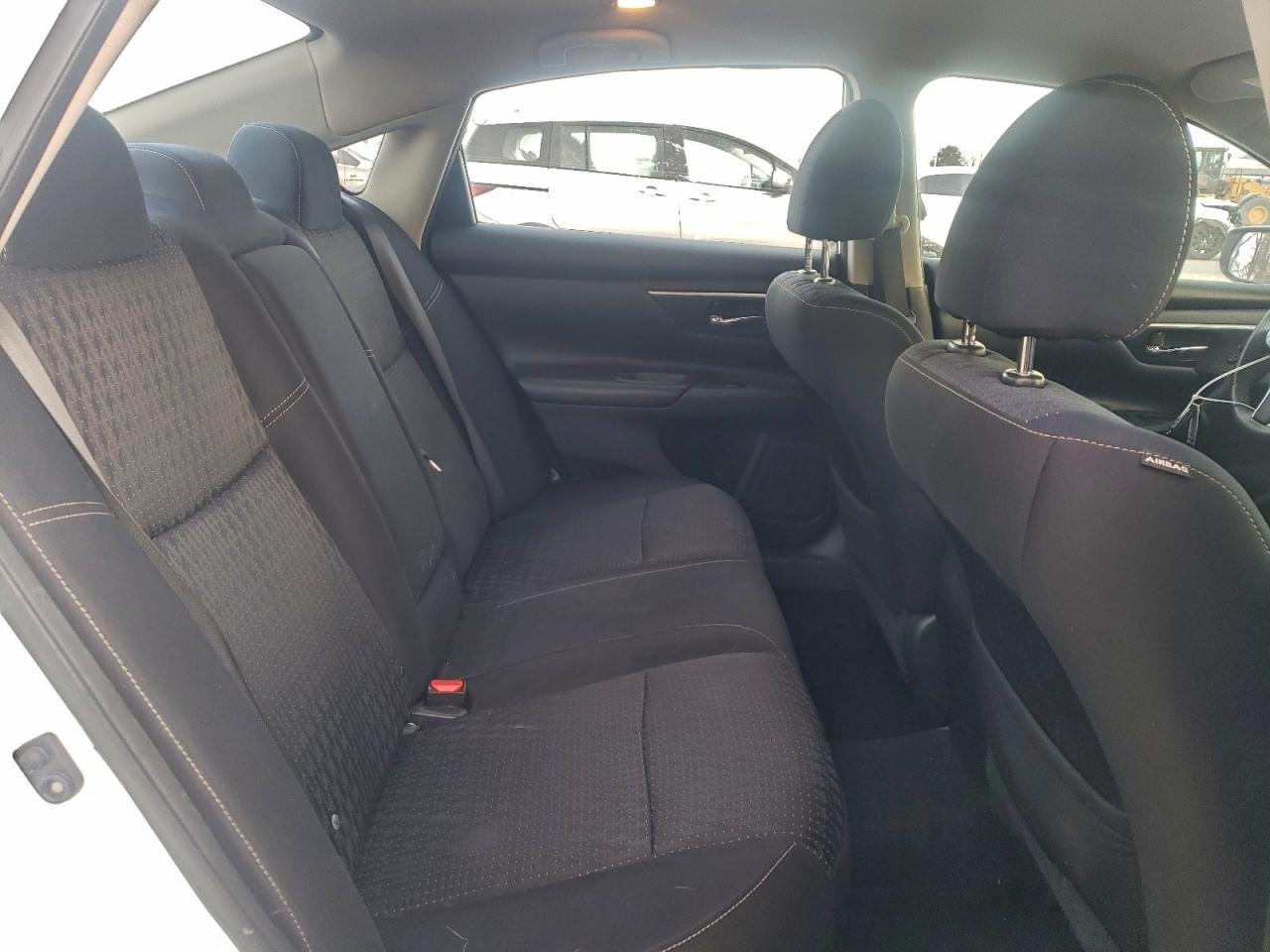 Nissan Altima 2.5 Image 12