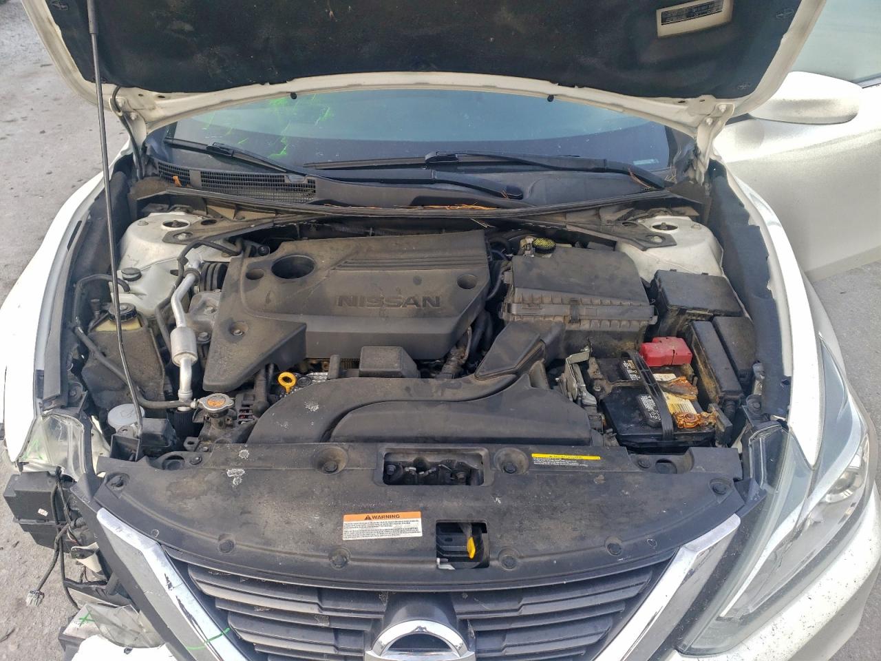 Nissan Altima 2.5 Image 8