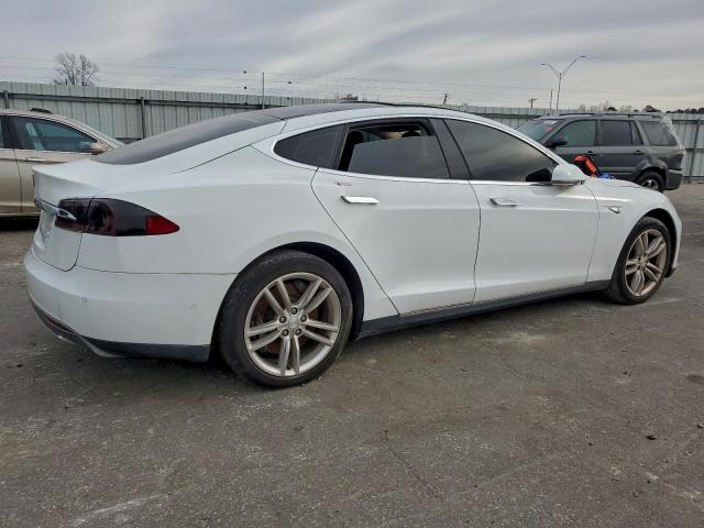 Tesla Model S 60 Image 2