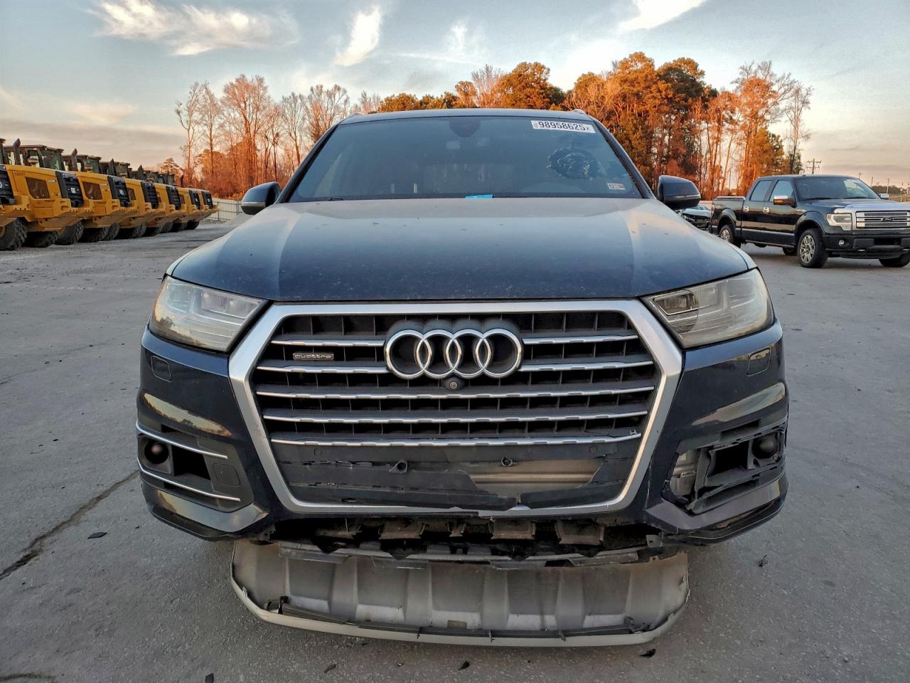 Audi Q7 Premium Plus Image 8