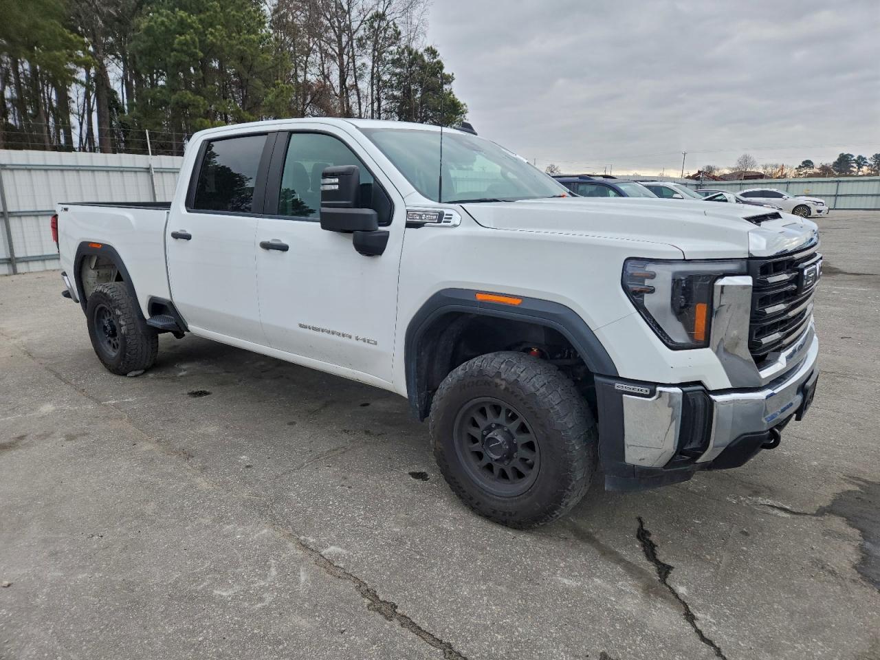 GMC Sierra K2500 Heavy Duty Image 3
