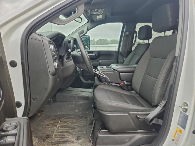 GMC Sierra K2500 Heavy Duty Image 7