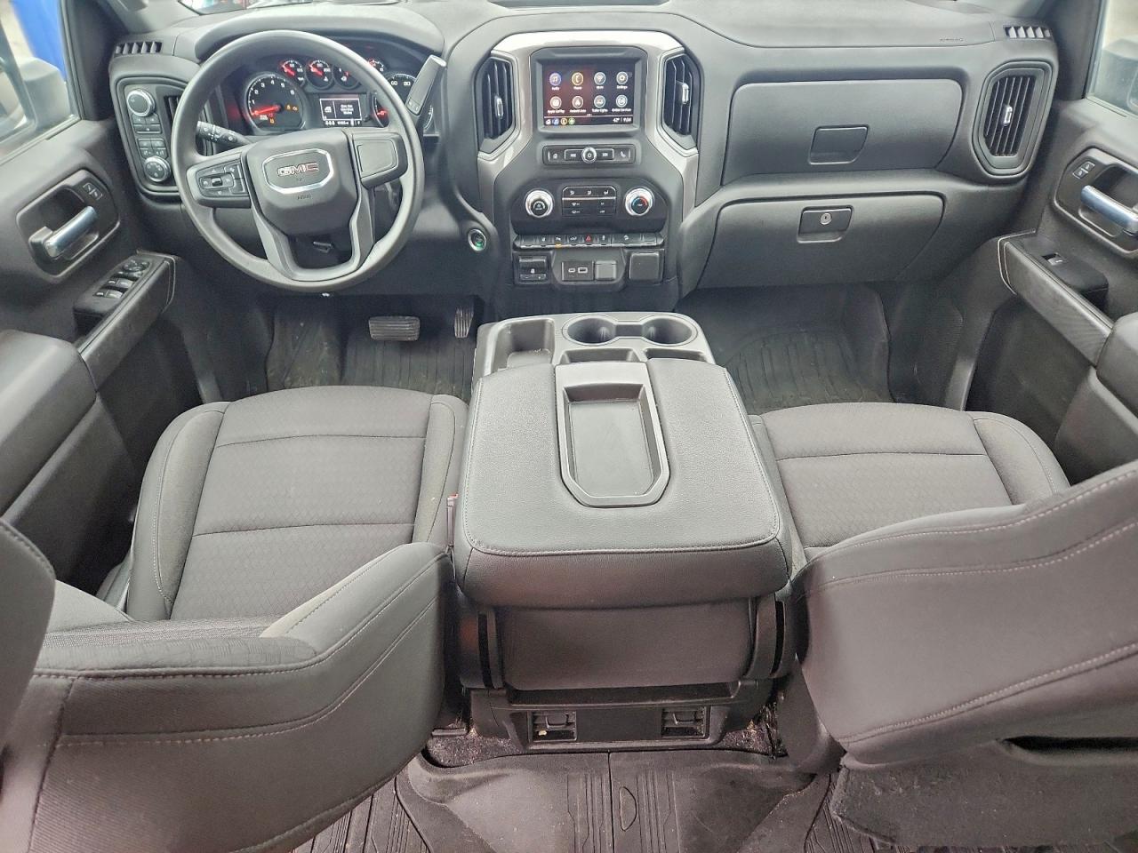 GMC Sierra K2500 Heavy Duty Image 12