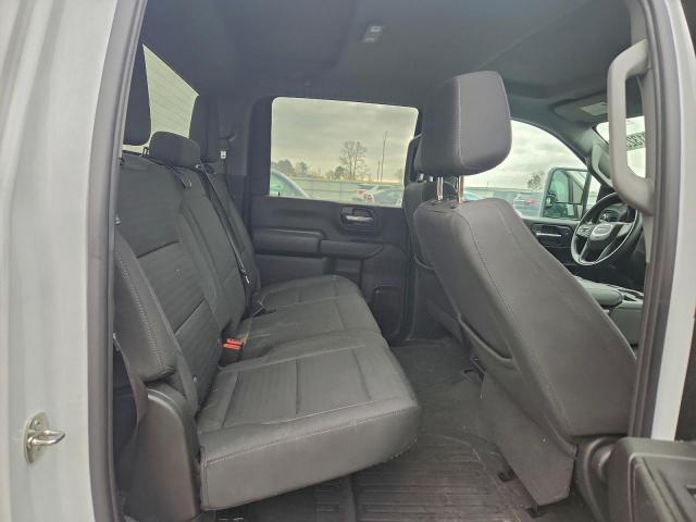 GMC Sierra K2500 Heavy Duty Image 8