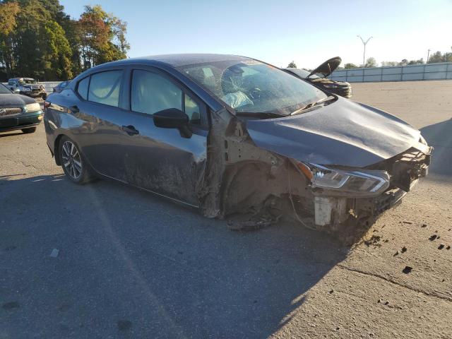 Nissan Versa S Image 2