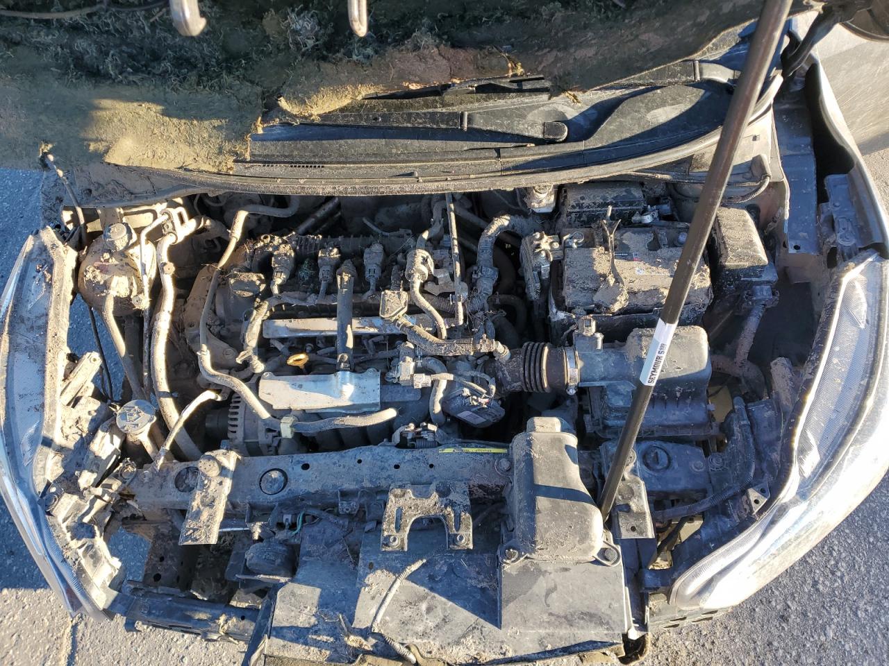 Nissan Versa S Image 10