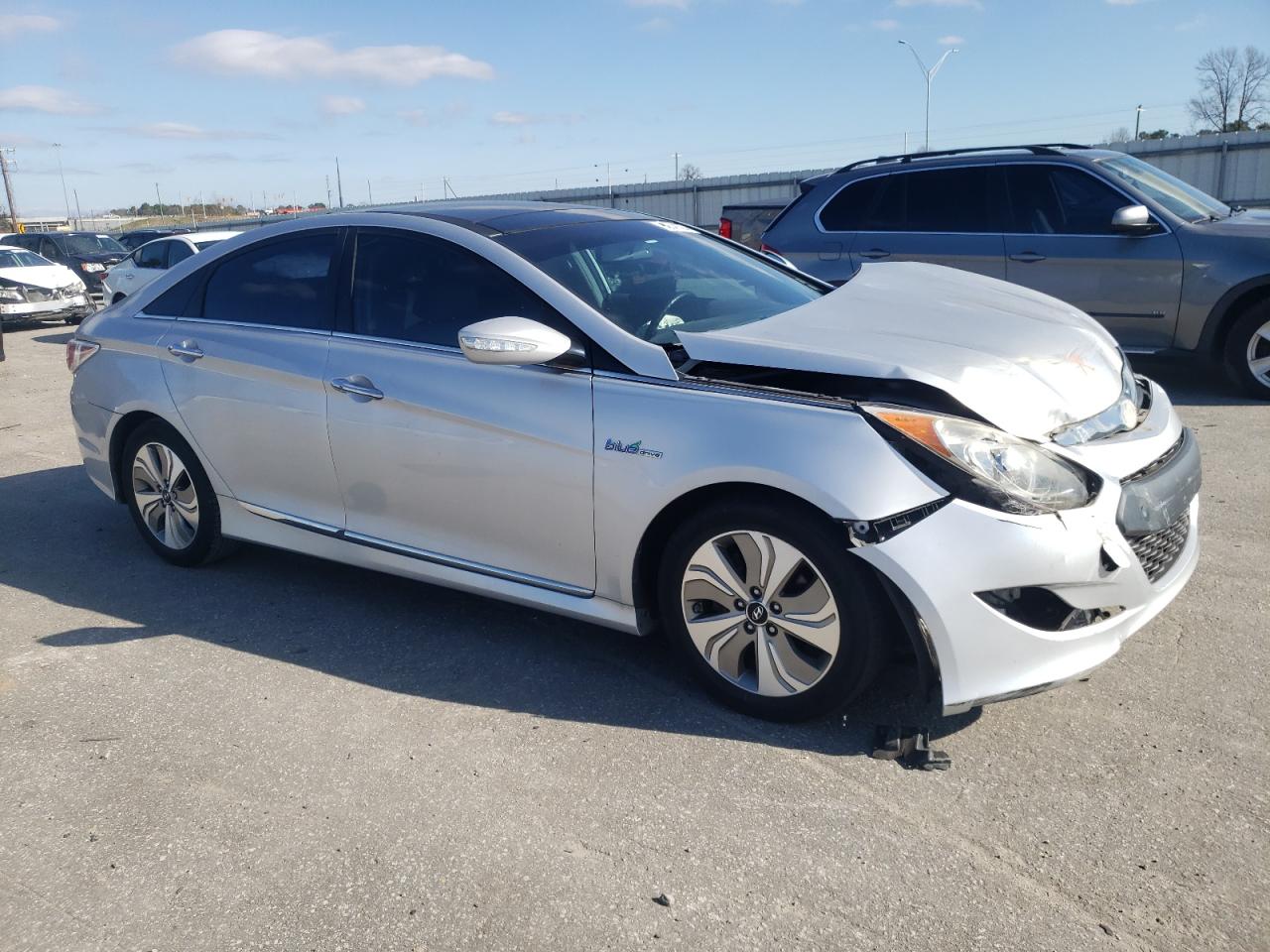 Hyundai SONATA Hybrid Image 9