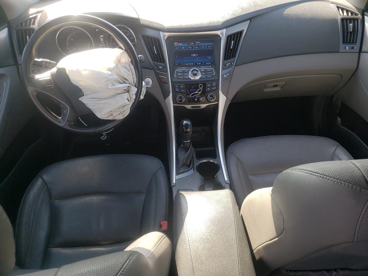 Hyundai SONATA Hybrid Image 5