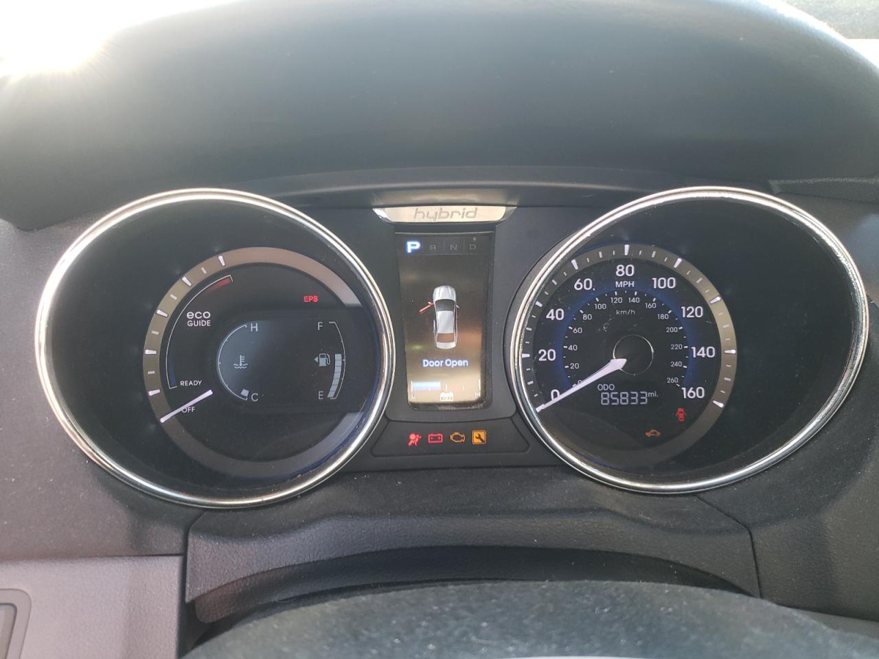 Hyundai SONATA Hybrid Image 12