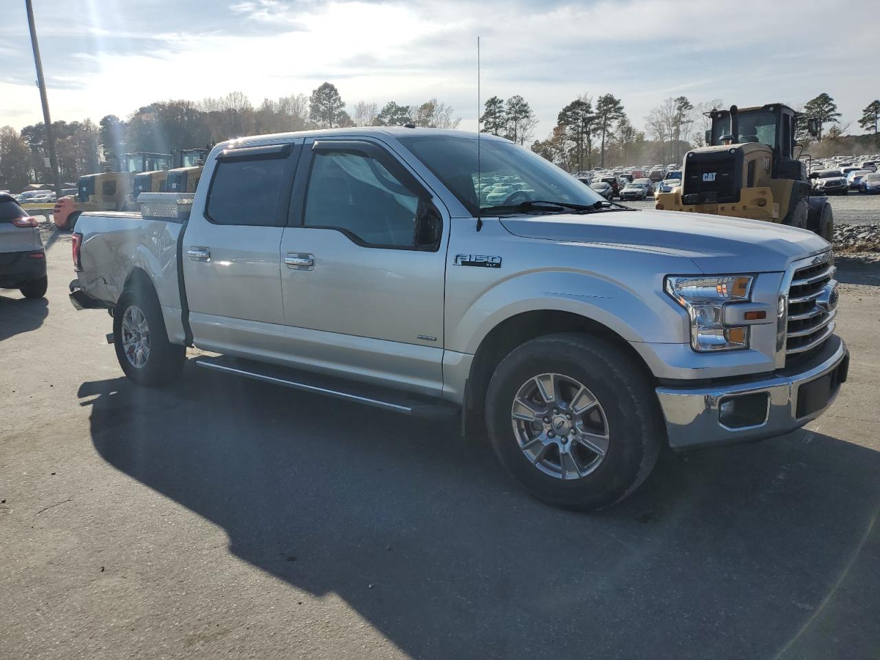 Ford F-150 Supercrew Image 2