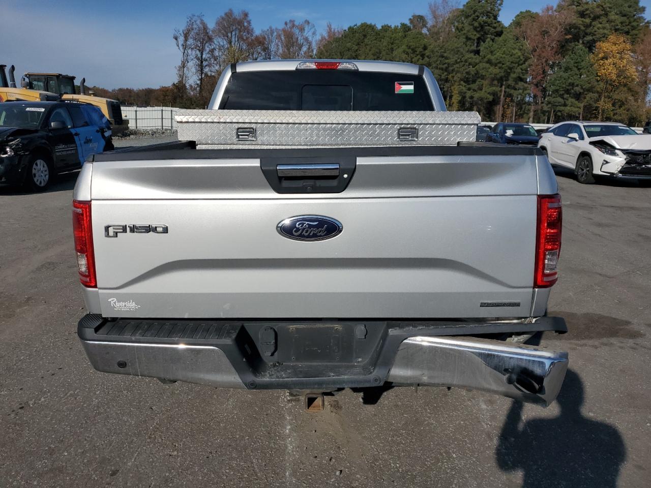 Ford F-150 Supercrew Image 7