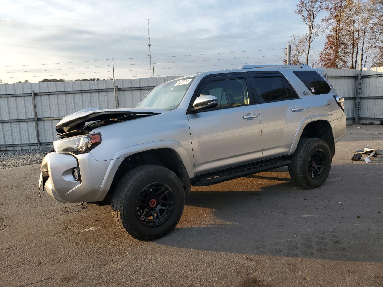 Toyota 4Runner Sr5/sr5 Premium Image 1