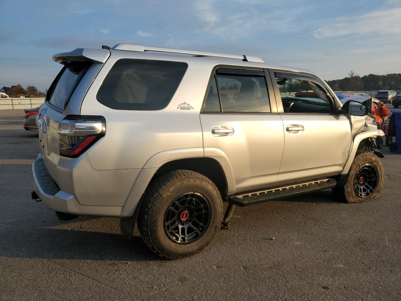 Toyota 4Runner Sr5/sr5 Premium Image 2