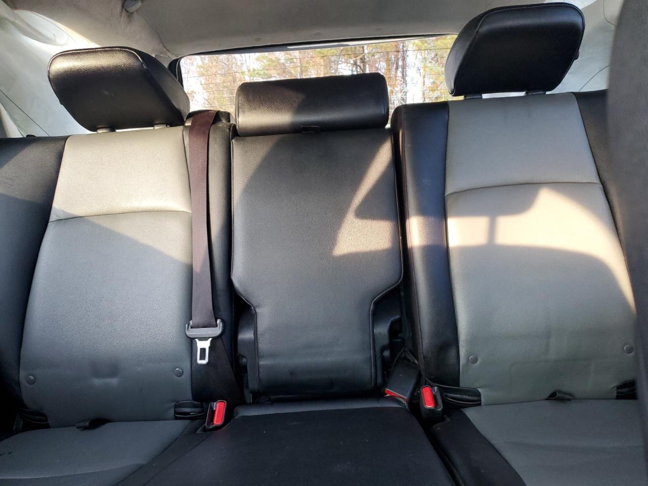 Toyota 4Runner Sr5/sr5 Premium Image 10