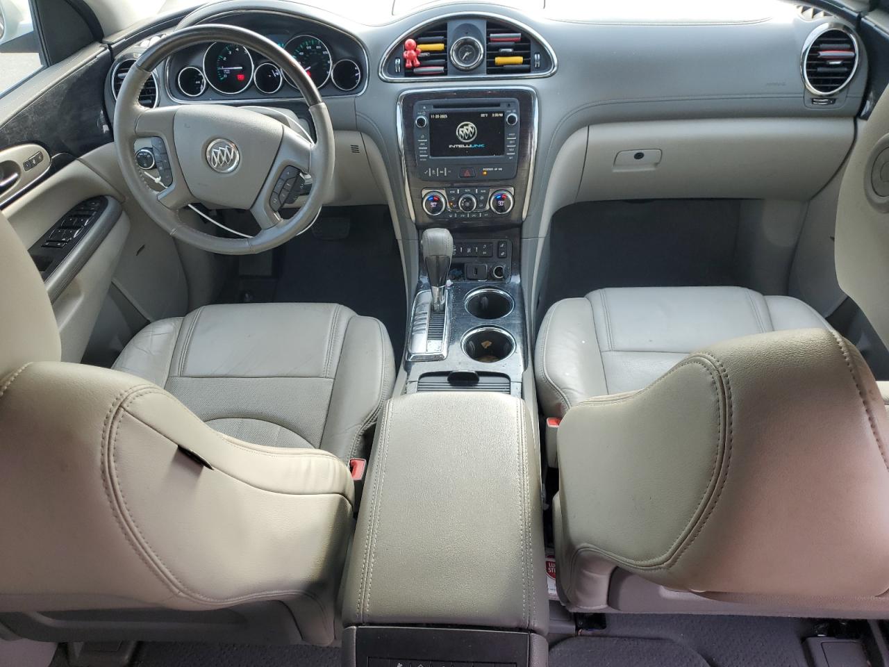 Buick Enclave Image 8