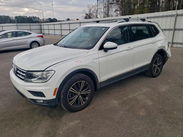  Salvage Volkswagen Tiguan