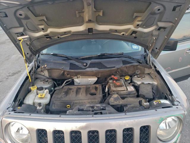 Jeep Patriot Sport Image 11
