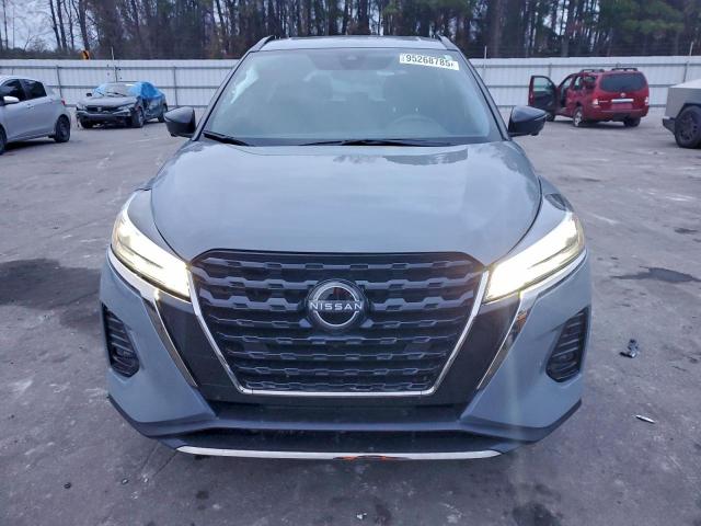 Nissan Kicks Sr Image 4