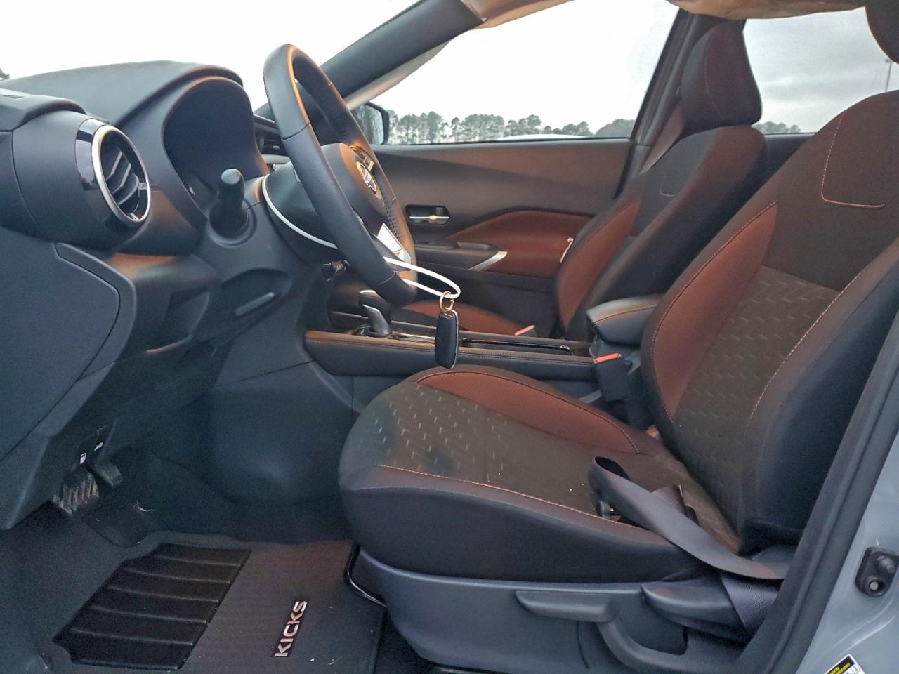 Nissan Kicks Sr Image 8