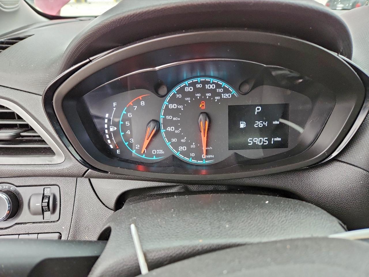 Chevrolet Spark Ls Image 8