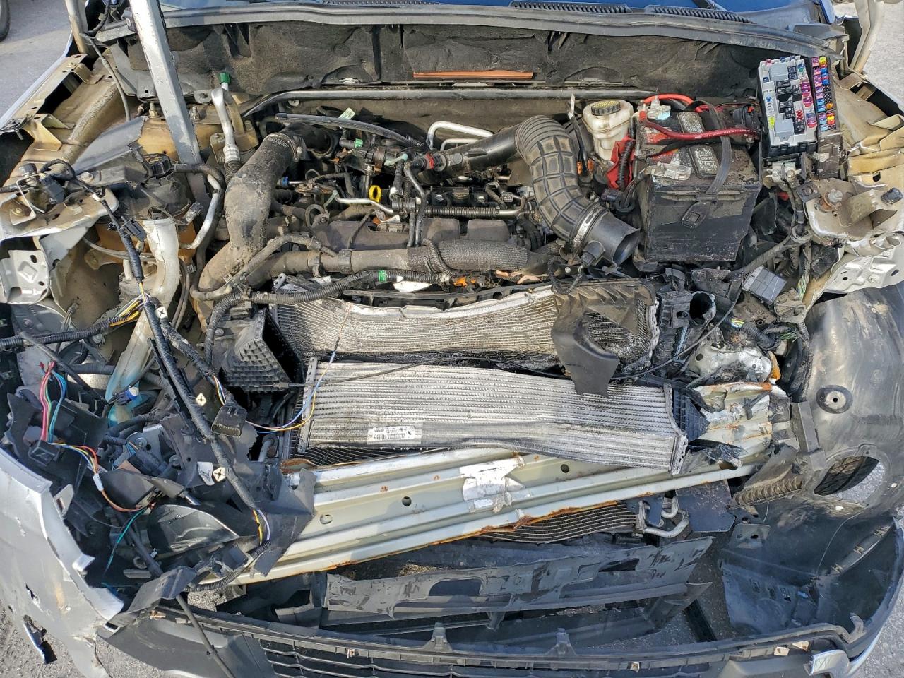 Ford Explorer Limited Image 13