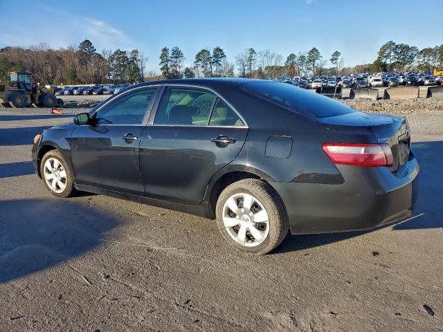 Toyota Camry Base Image 11