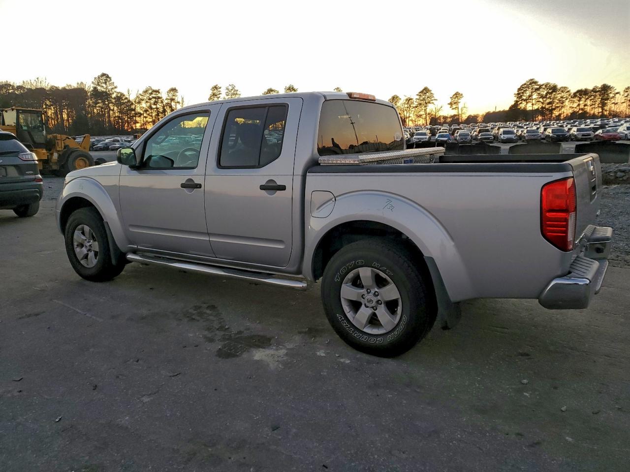 Nissan Frontier S Image 6