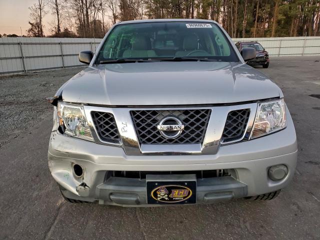 Nissan Frontier S Image 4
