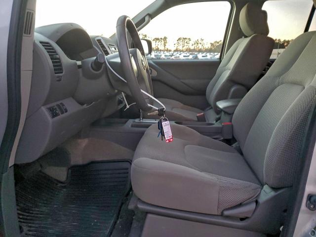 Nissan Frontier S Image 5