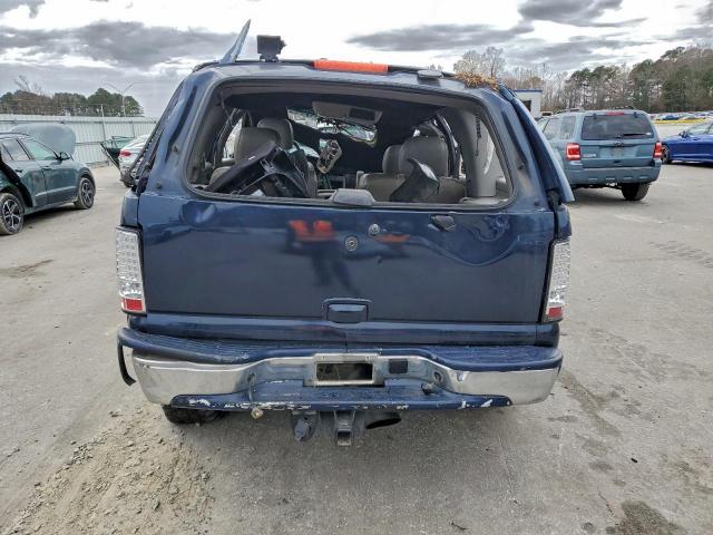 GMC Yukon Image 3