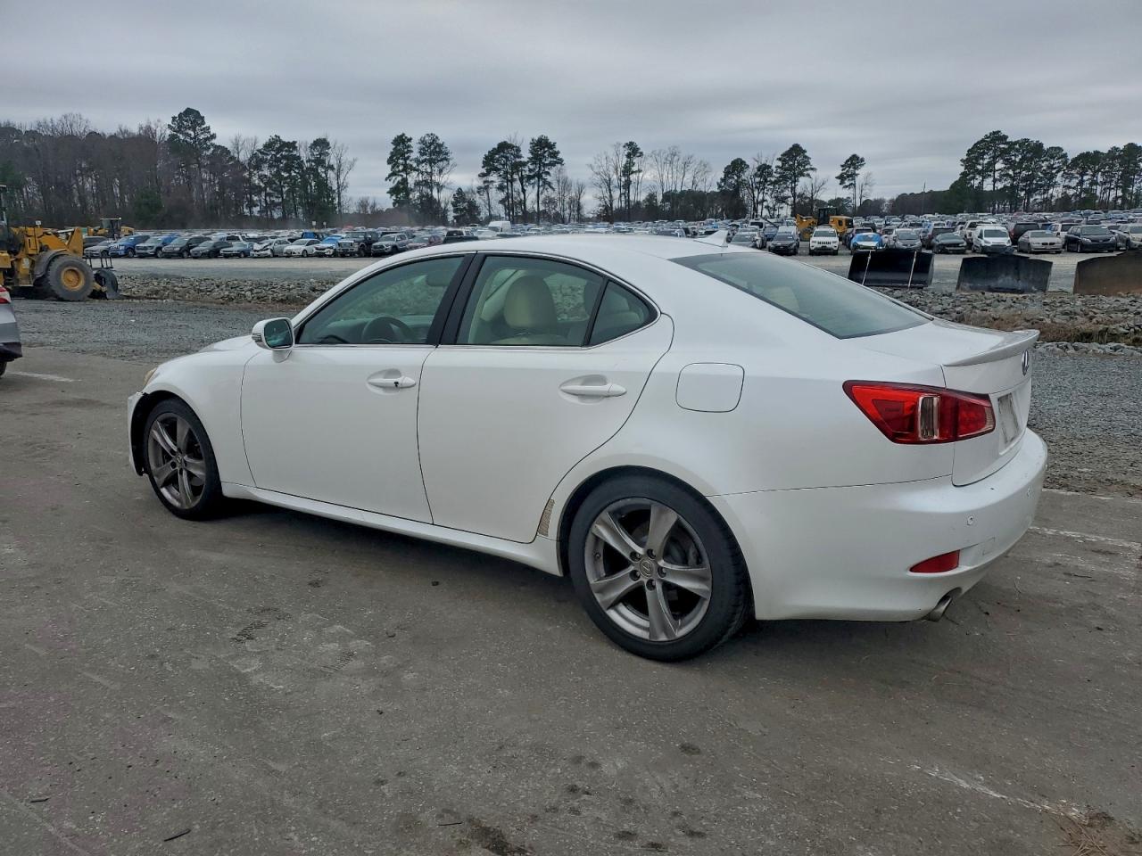 Lexus Is 250 Image 2