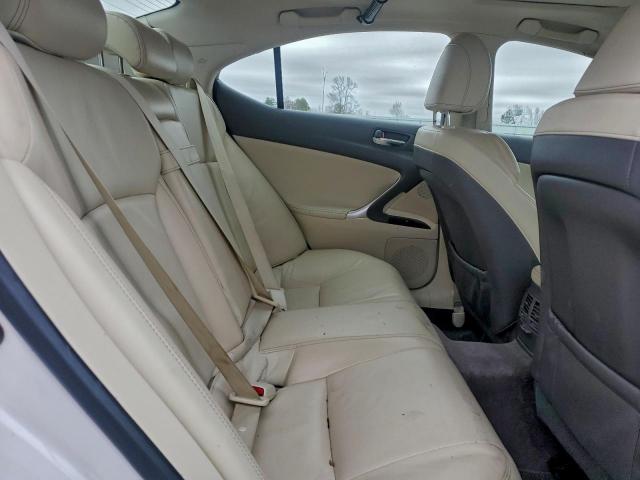 Lexus Is 250 Image 7