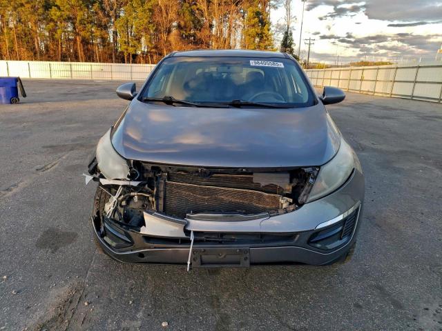 Kia Sportage Base Image 10