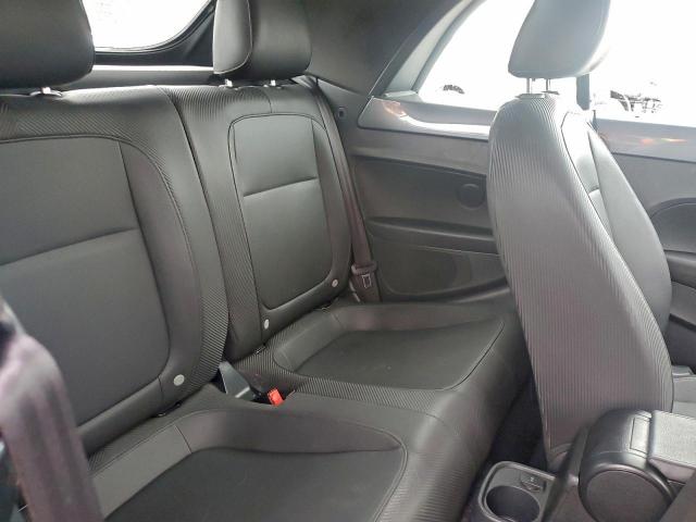 Volkswagen Beetle Image 10