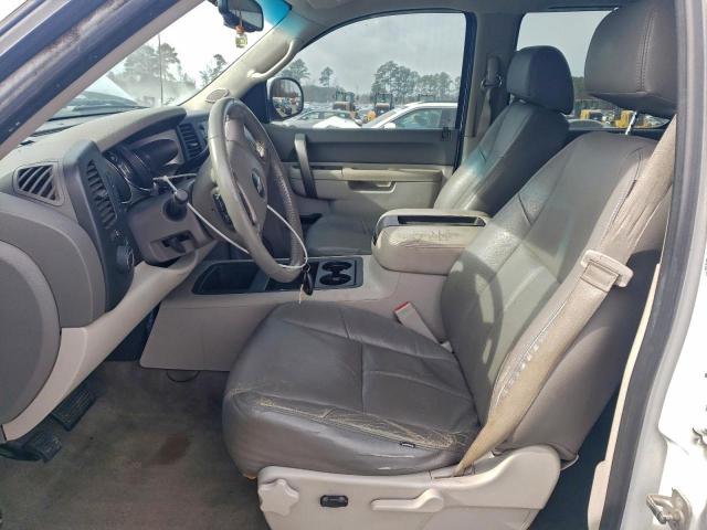 Chevrolet Silverado K1500 Lt Image 3