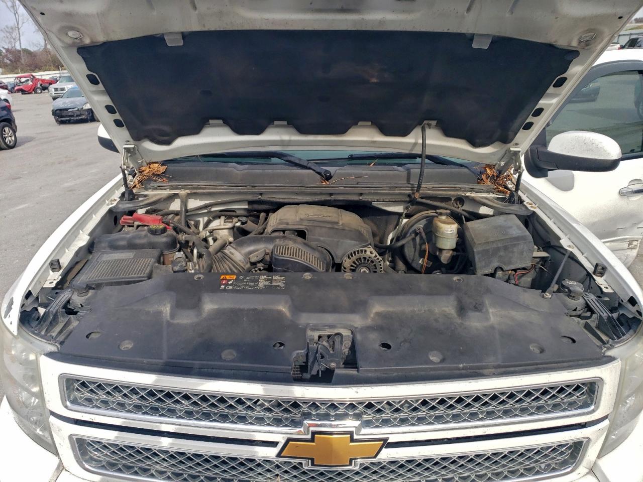 Chevrolet Silverado K1500 Lt Image 11