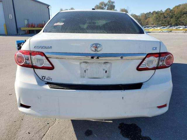 Toyota Corolla Base Image 11