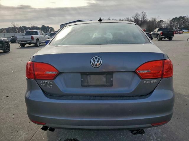 Volkswagen Jetta Sel Image 8