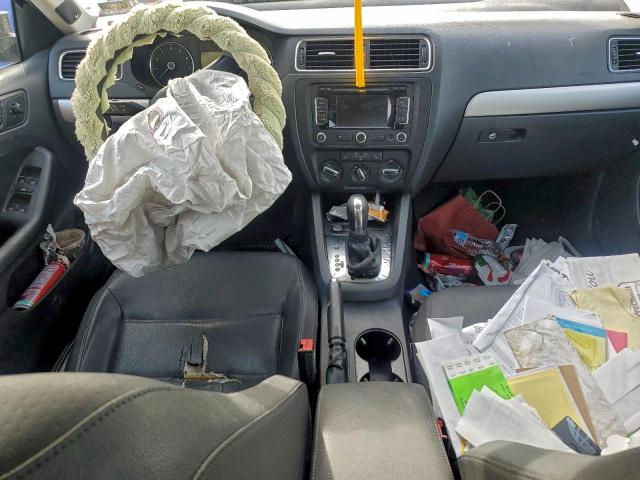 Volkswagen Jetta Sel Image 11