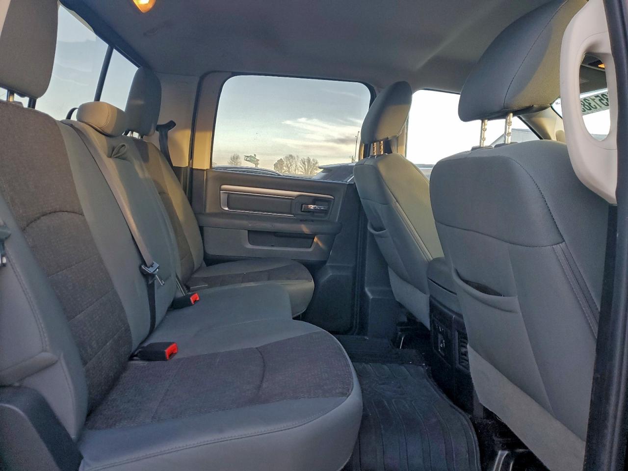 Ram 1500 Slt Image 2