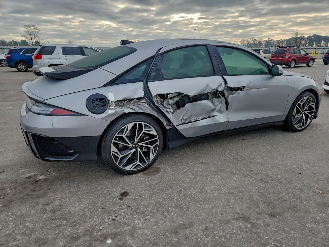 Hyundai Ioniq Limited Image 6