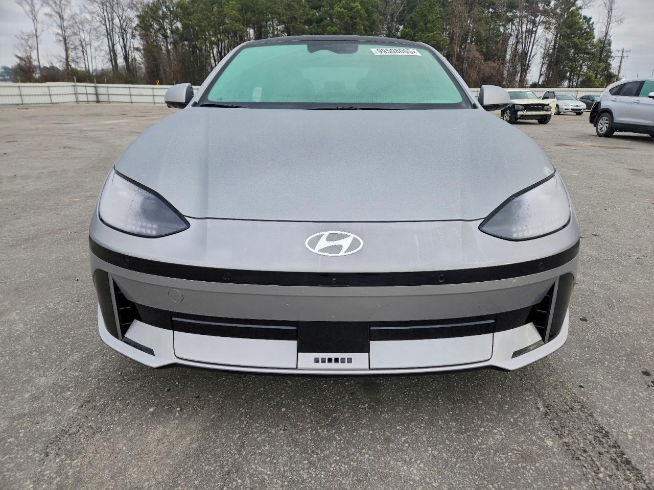 Hyundai Ioniq Limited Image 4