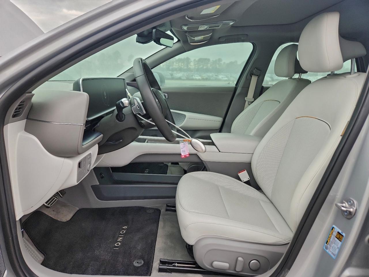 Hyundai Ioniq Limited Image 9