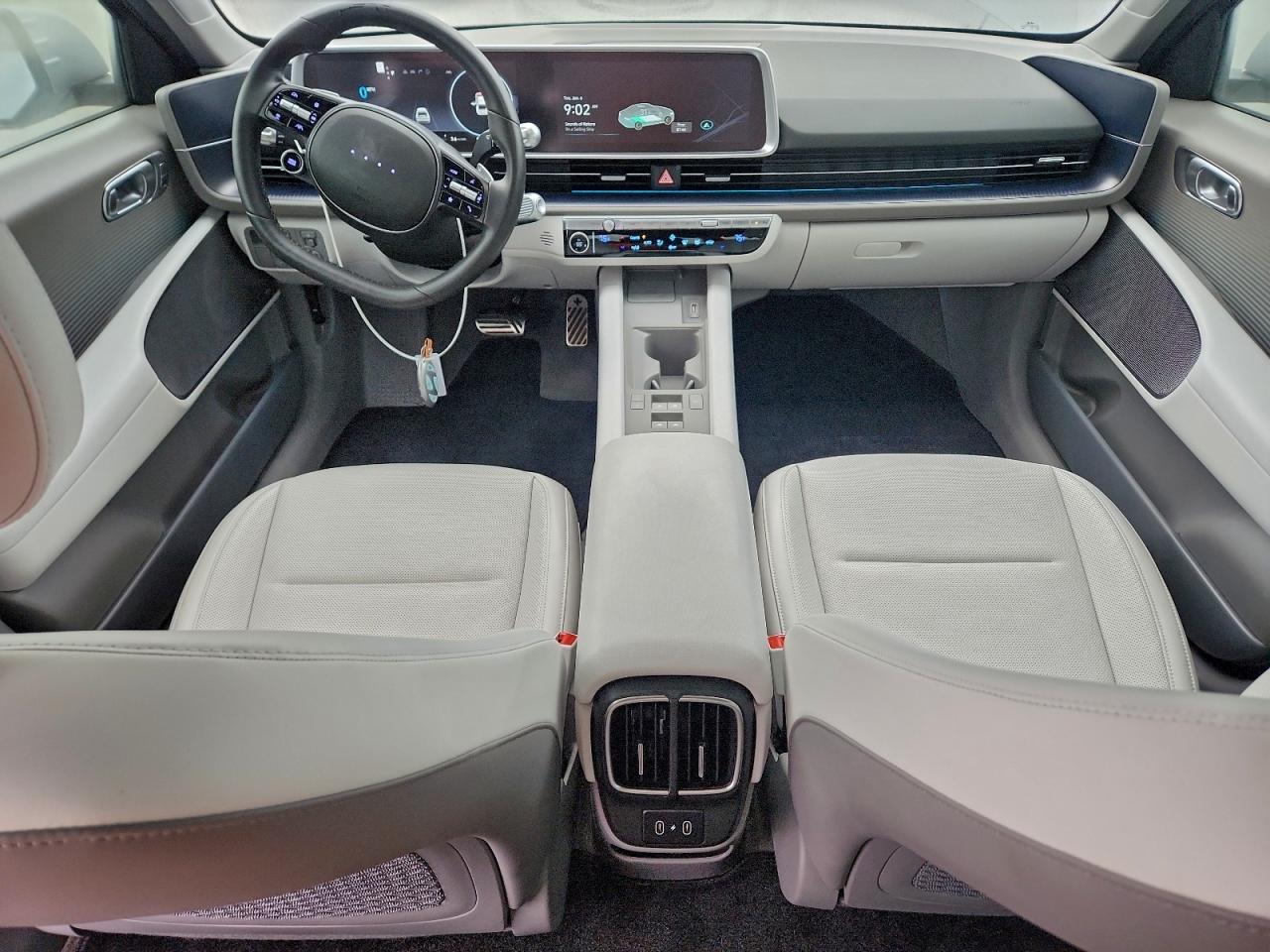 Hyundai Ioniq Limited Image 7