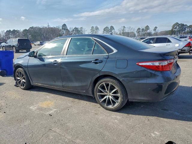 Toyota Camry Le Image 2